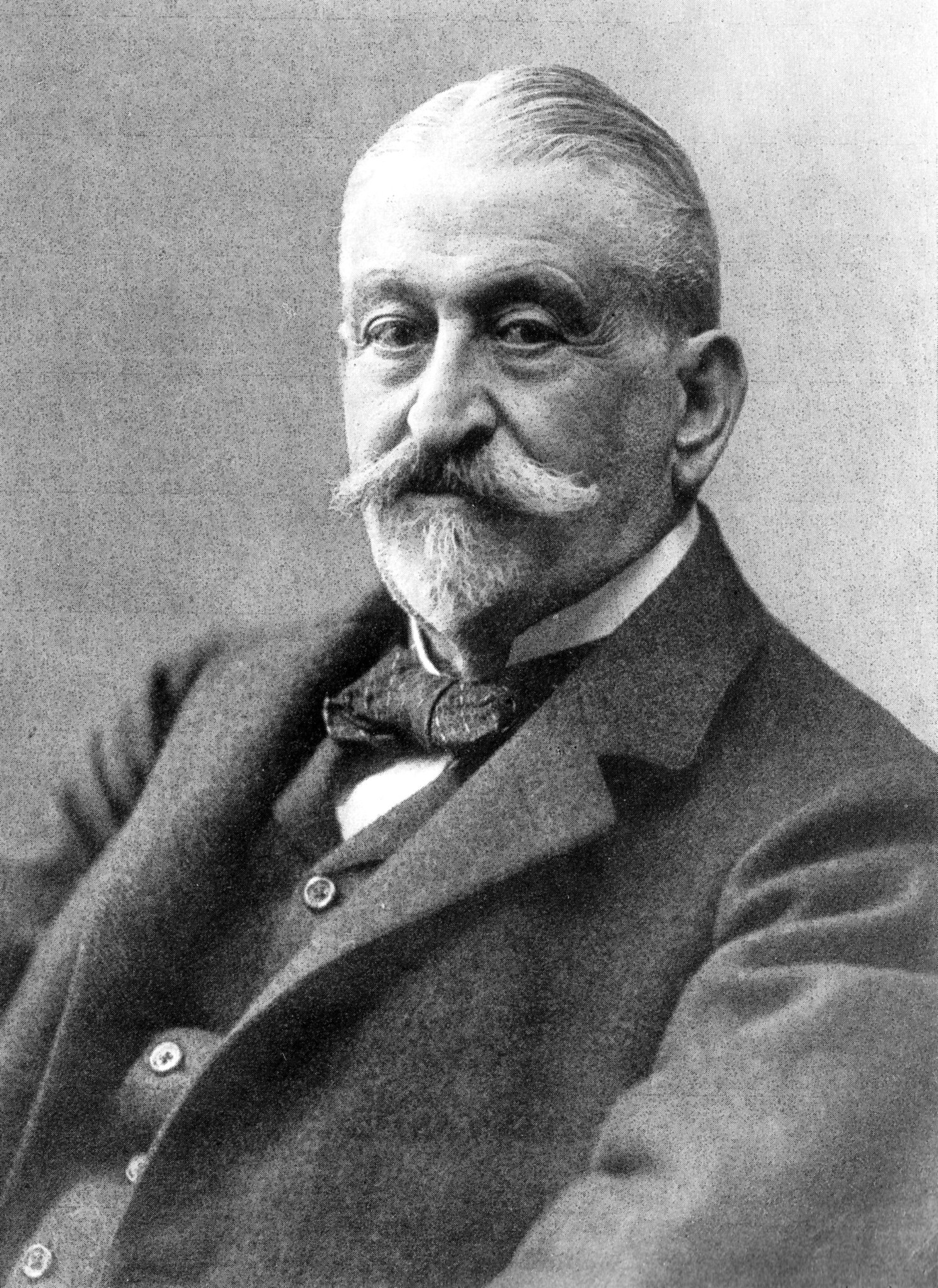 Charles Hallgarten & Ernst May · CharlesHallgartenSchule