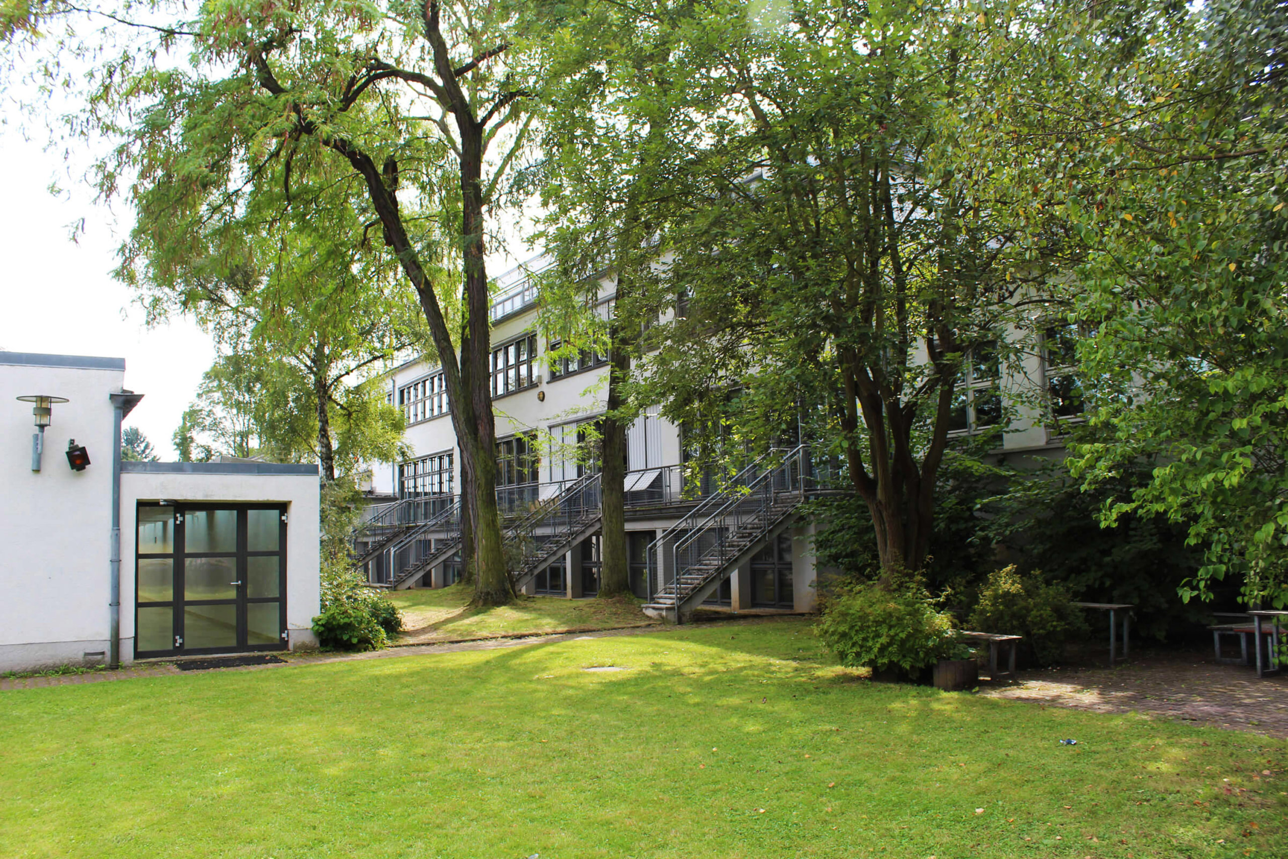 Charles Hallgarten & Ernst May · CharlesHallgartenSchule